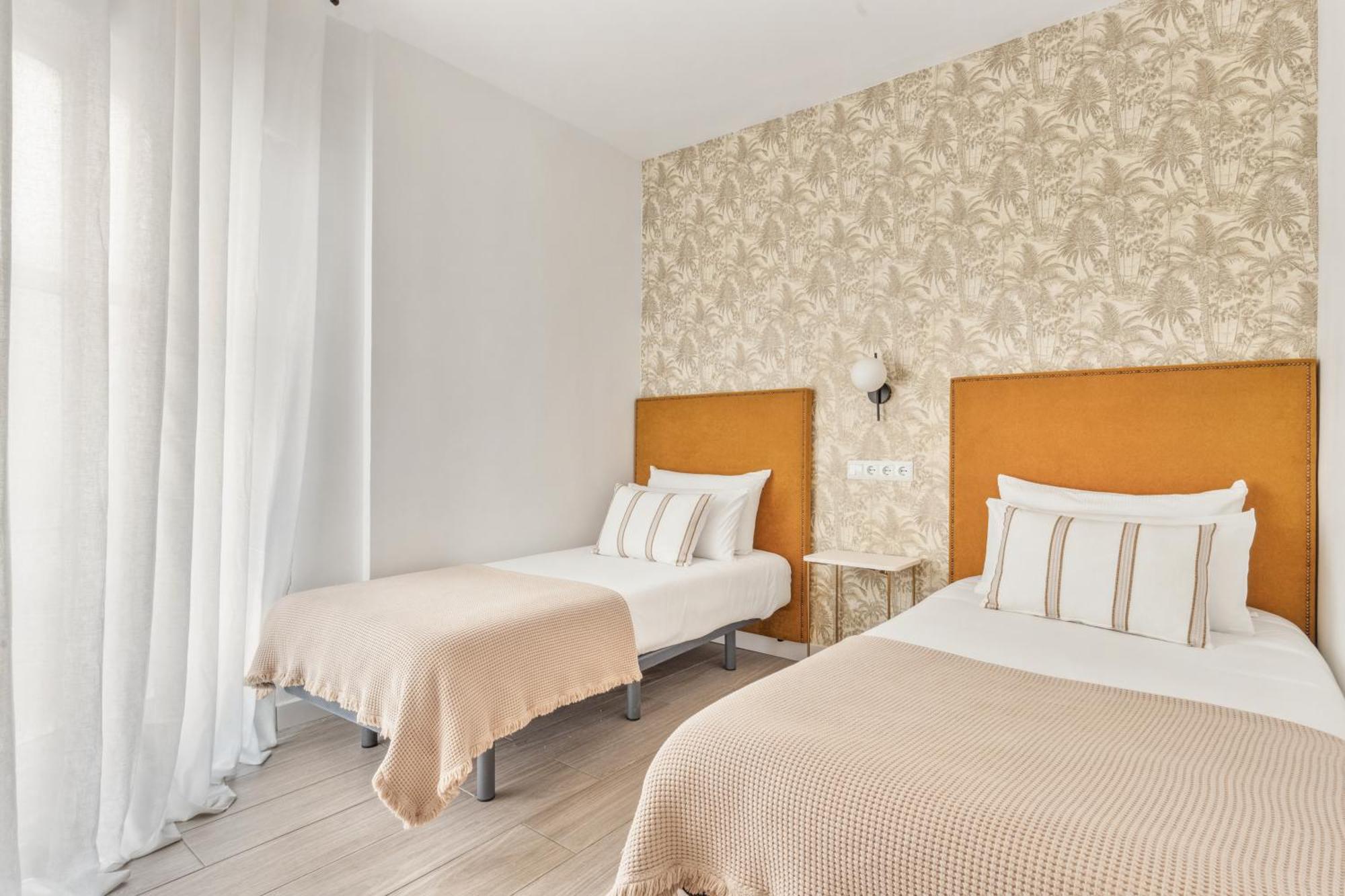 Epidemia & Quite Bedrooms By Ele Apartments مالقة المظهر الخارجي الصورة